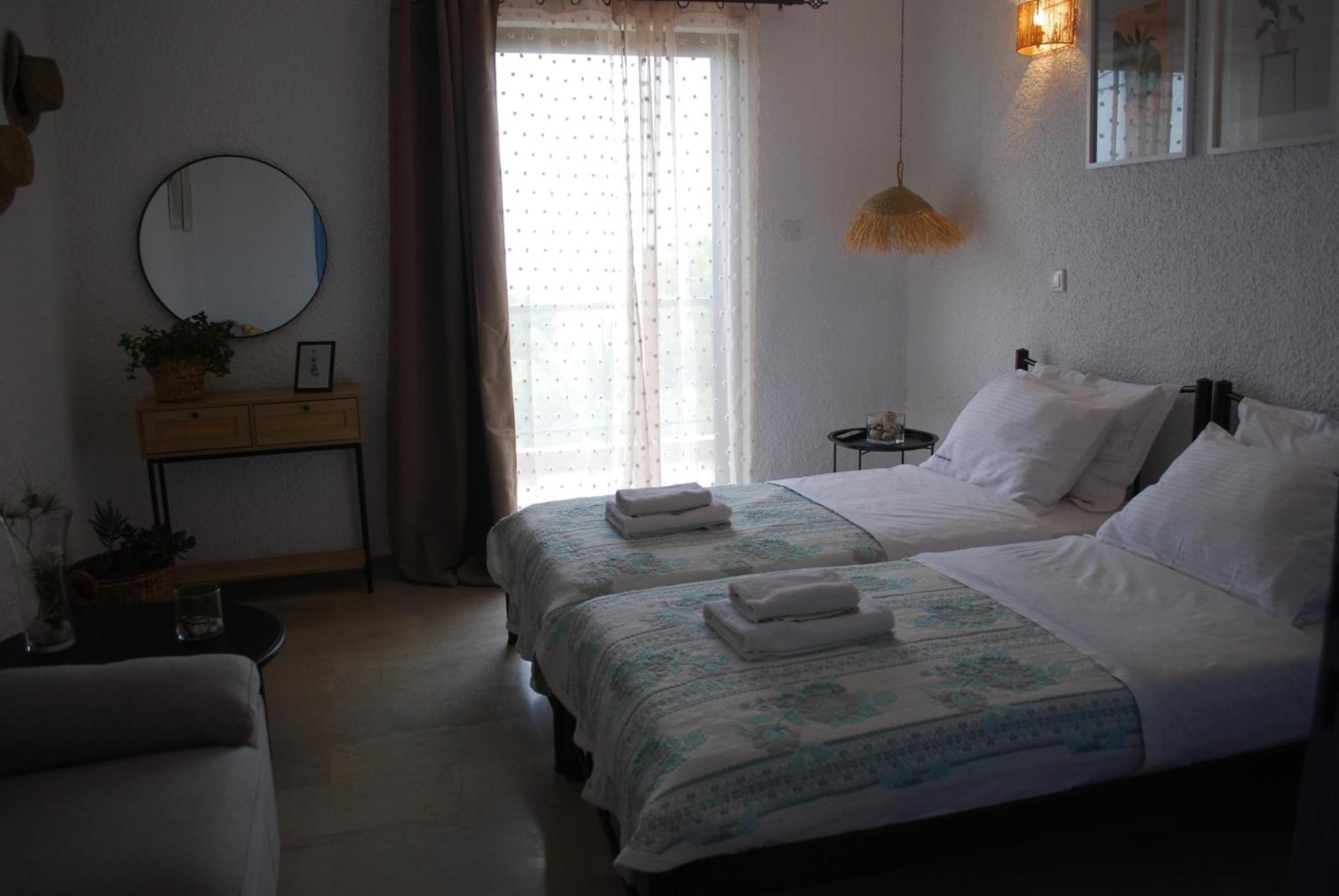 Sunset Rooms Agia Marina  Zewnętrze zdjęcie
