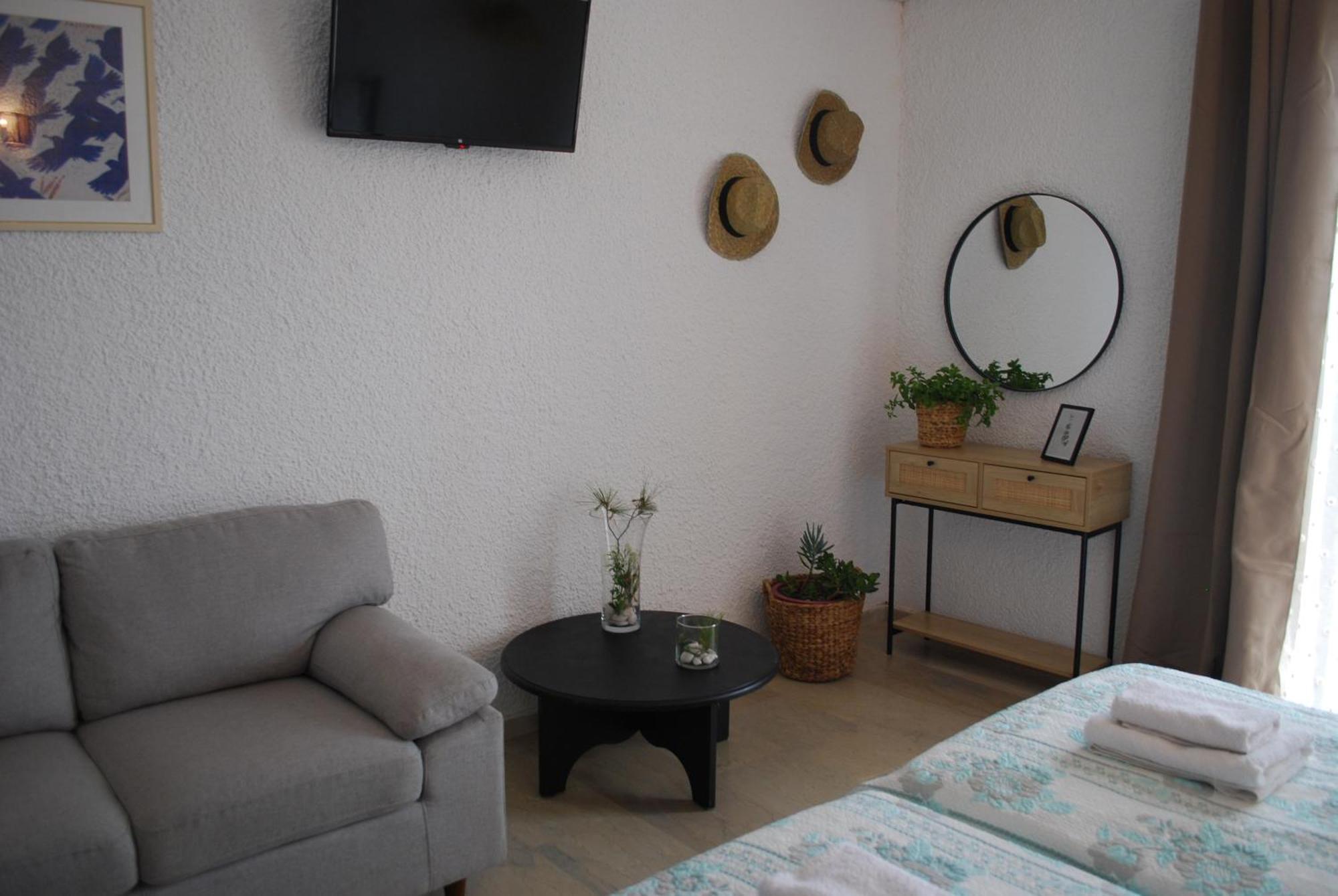 Sunset Rooms Agia Marina  Zewnętrze zdjęcie