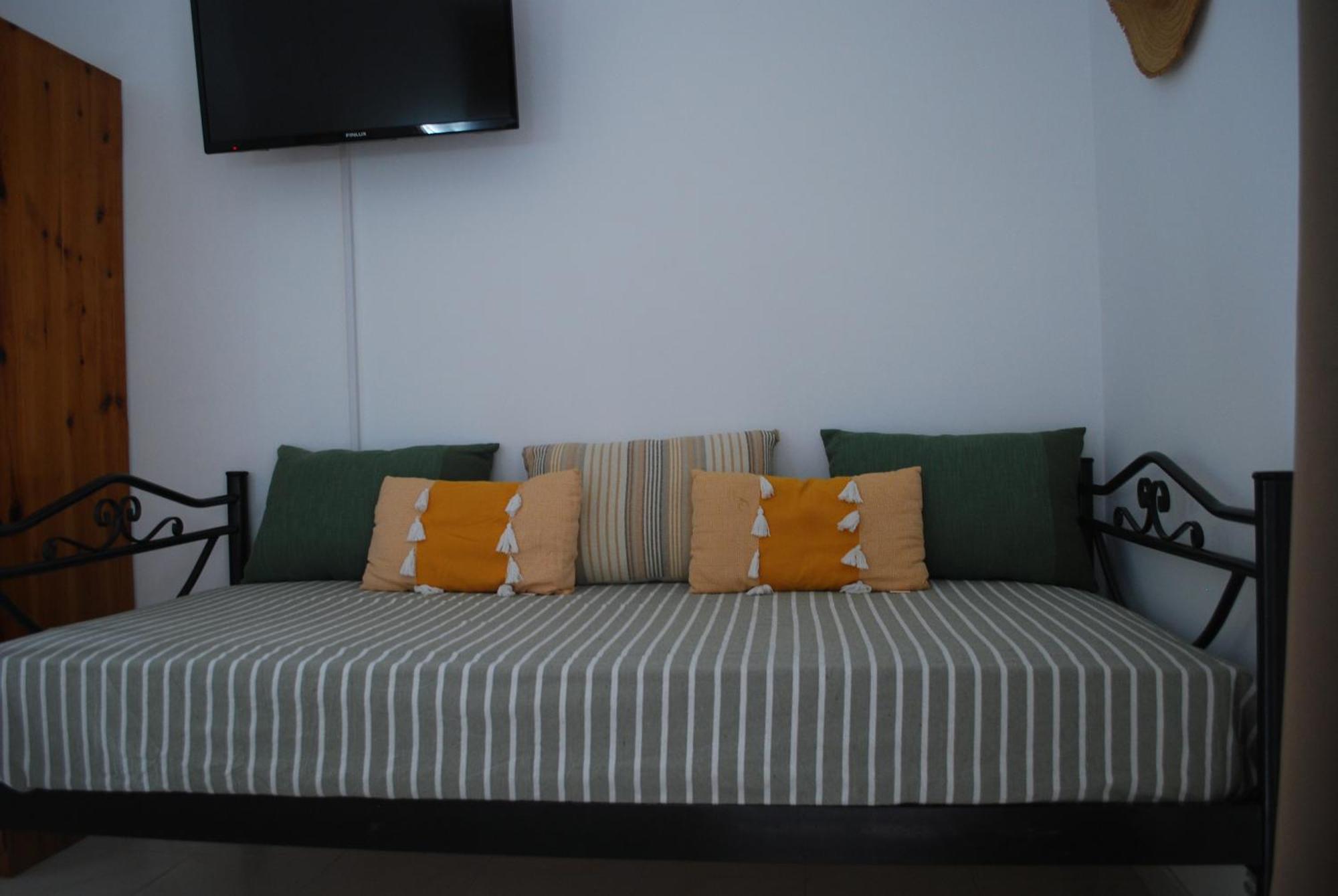 Sunset Rooms Agia Marina  Zewnętrze zdjęcie